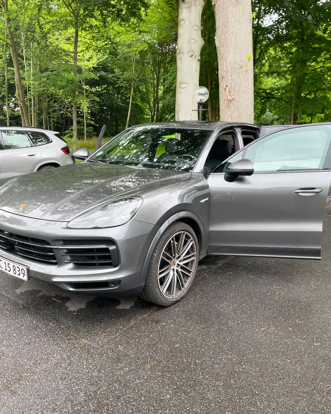 Porsche Cayenne dampvasket uden børster og uden kemikalier